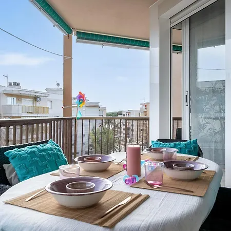 El Pinar شقة